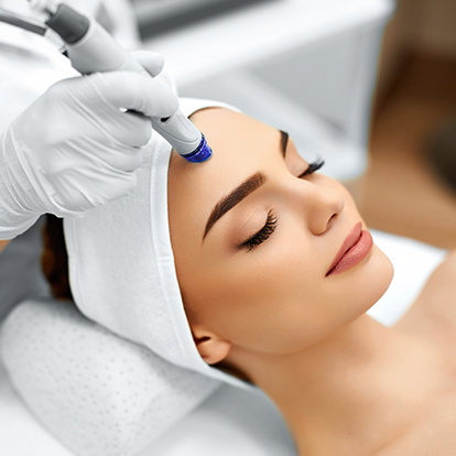 Hydra Facial